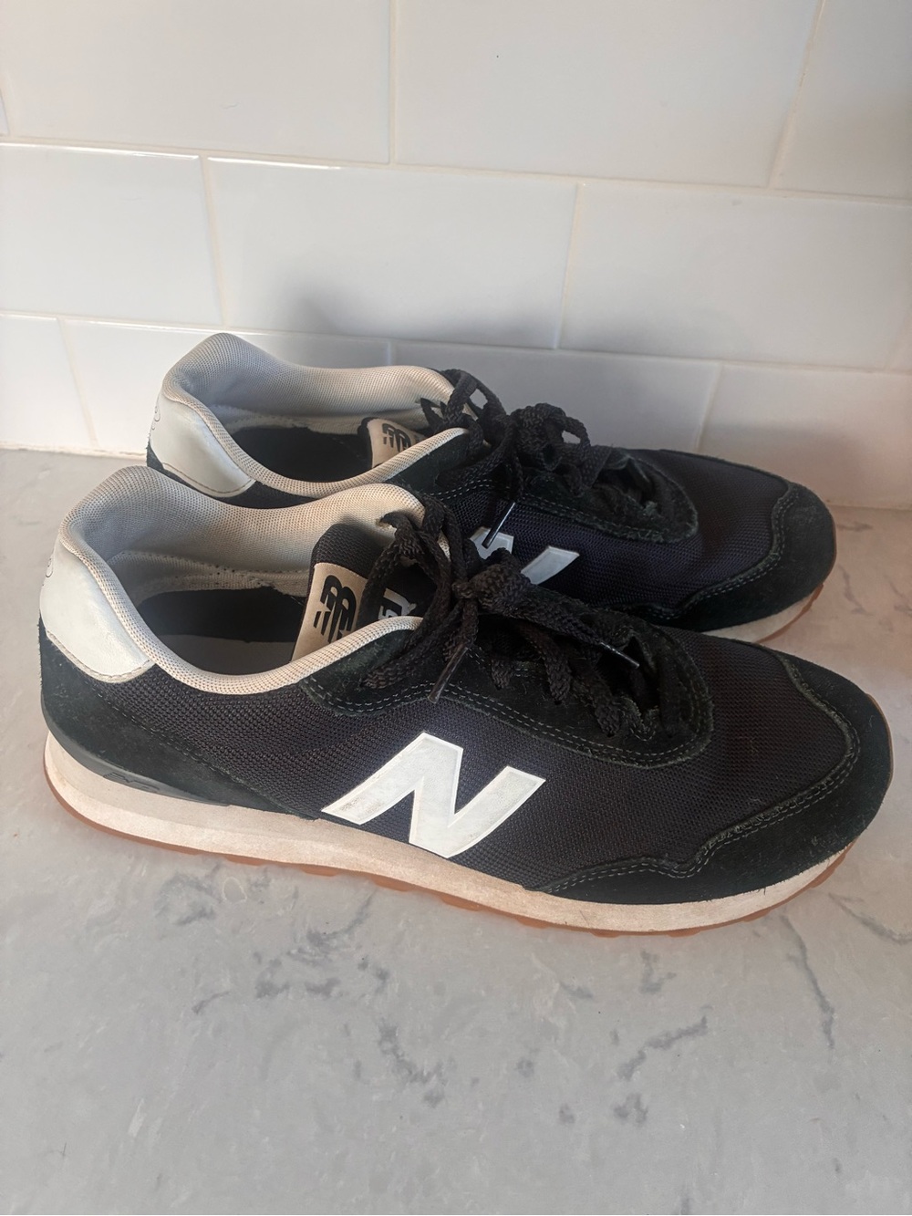 New Balance Men’s Black and White Casual Sneakers